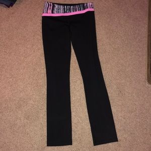 new IVIVVA reversible yoga pants (never worn)